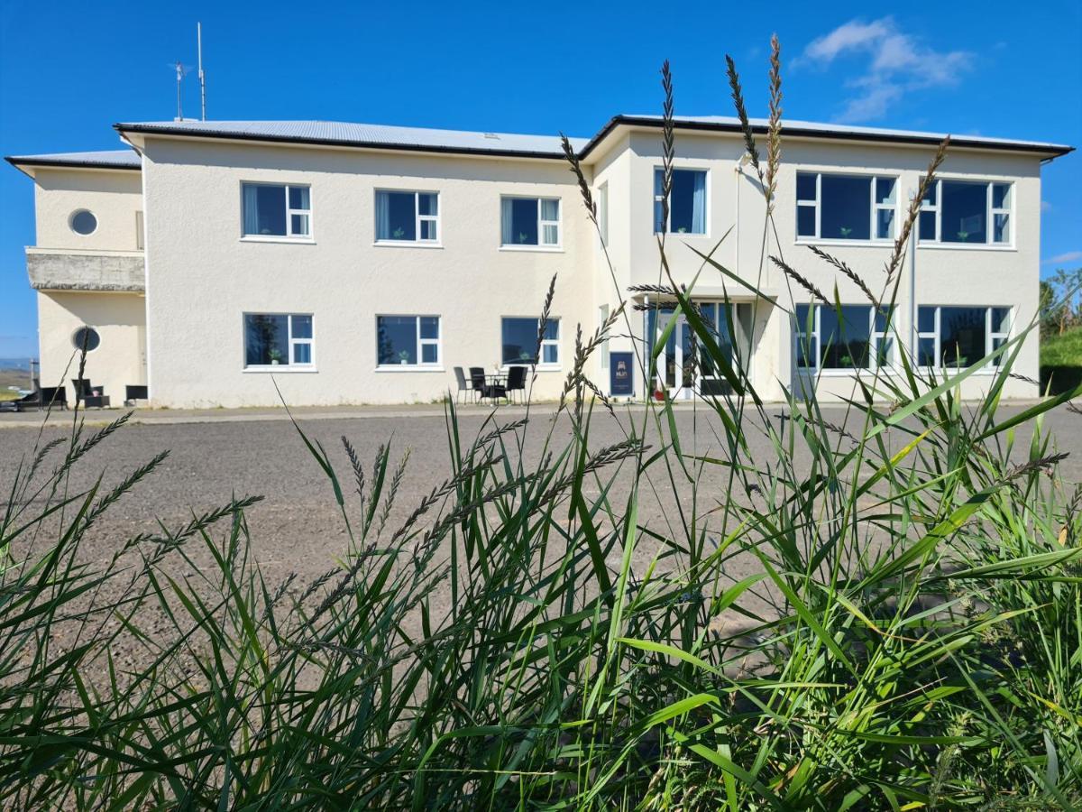 Hlin Guesthouse Вармахлид Екстериор снимка